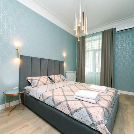LUX , Two Bedrums Kijów Zewnętrze zdjęcie